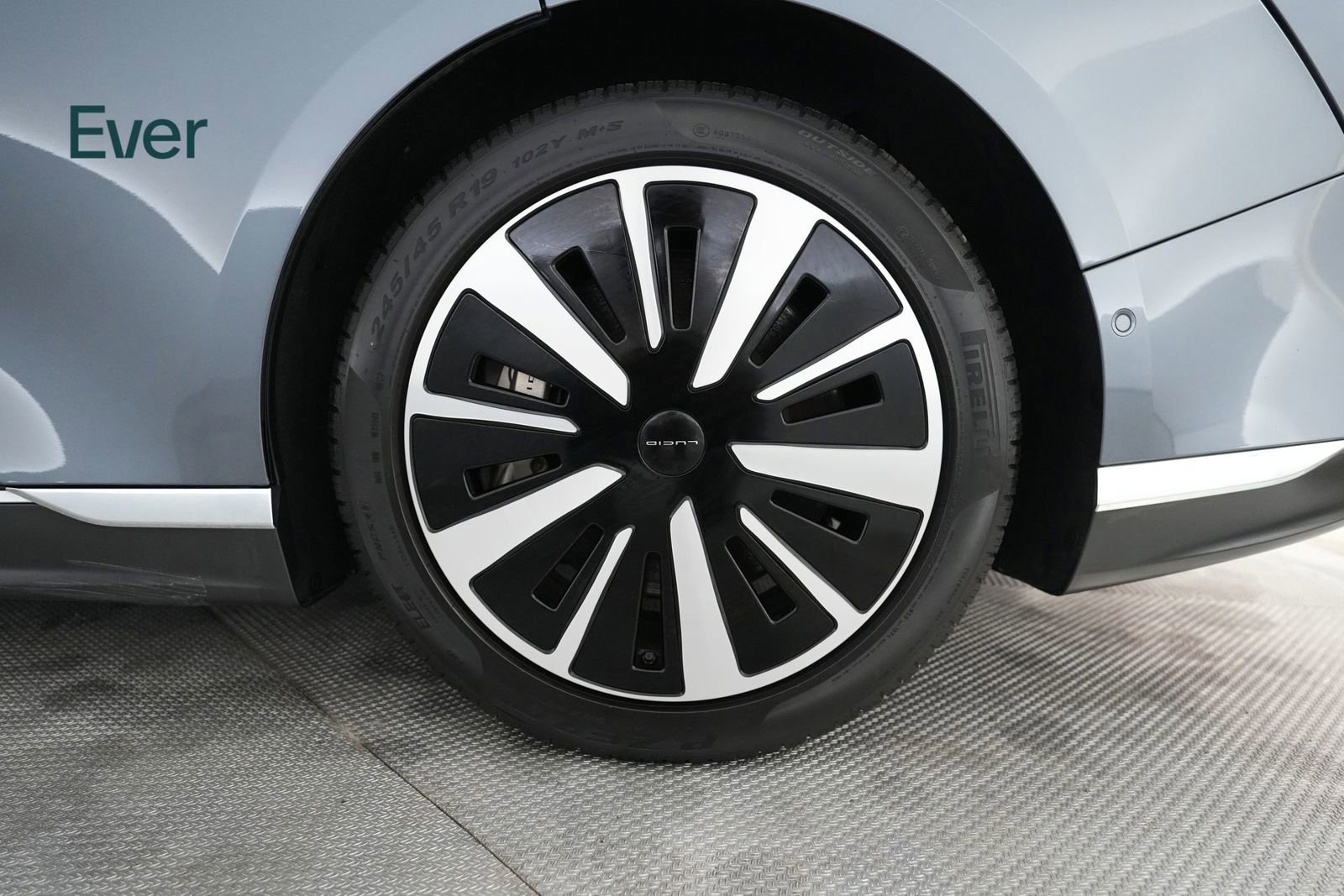 Used 2023 Lucid Air Pure image 9