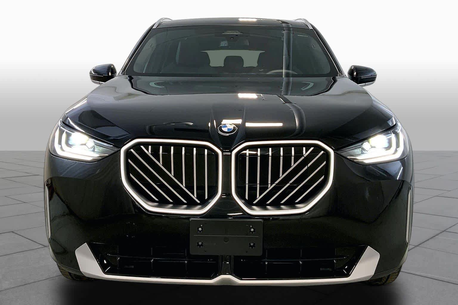 Used 2026 BMW X3 xDrive30i w/ Convenience Package AWD/4WD image 3