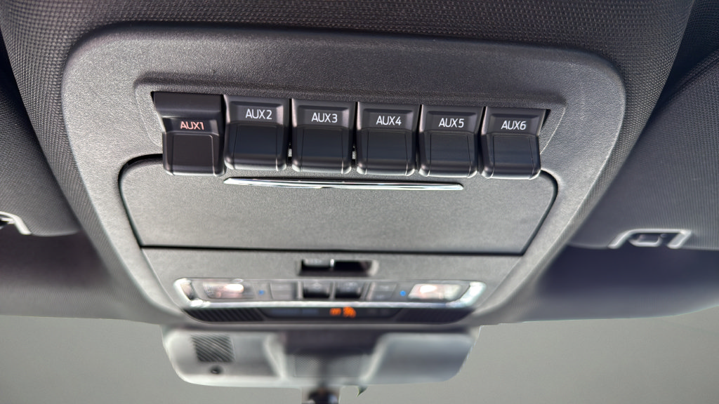 Used 2026 Ford F150 Raptor AWD/4WD image 37