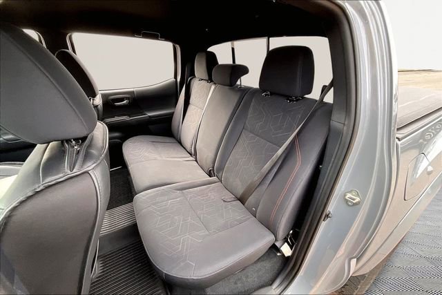 Used 2019 Toyota Tacoma SR image 16