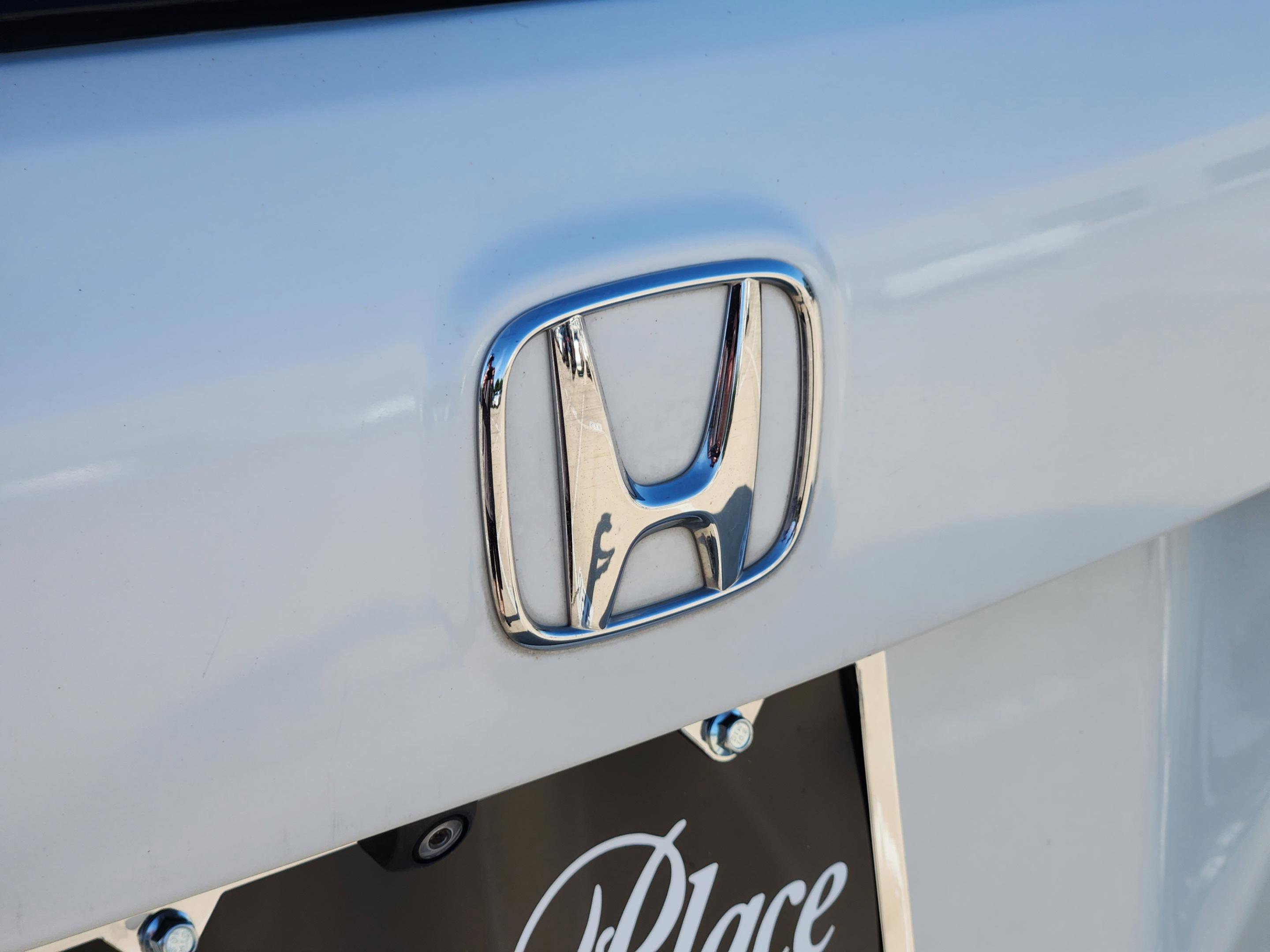 Used 2018 Honda Pilot Elite image 43