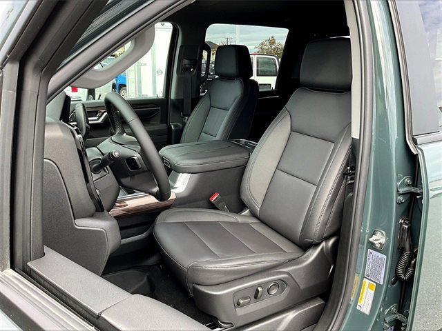 New 2026 Chevrolet Silverado 2500 LT w/ Trail Boss Package image 9
