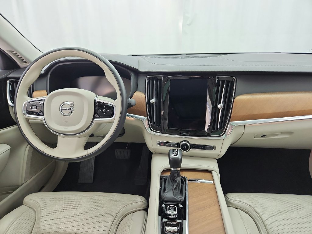 Used 2020 Volvo S90 T6 Inscription AWD/4WD image 28