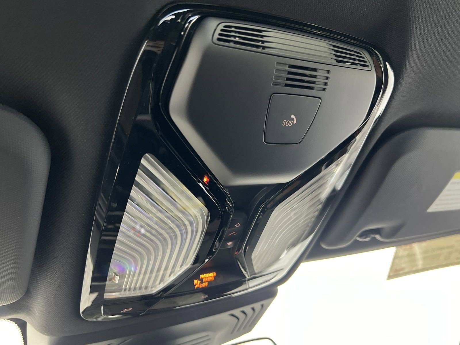 Used 2024 BMW X3 sDrive30i w/ Premium Package w/ZPA image 21