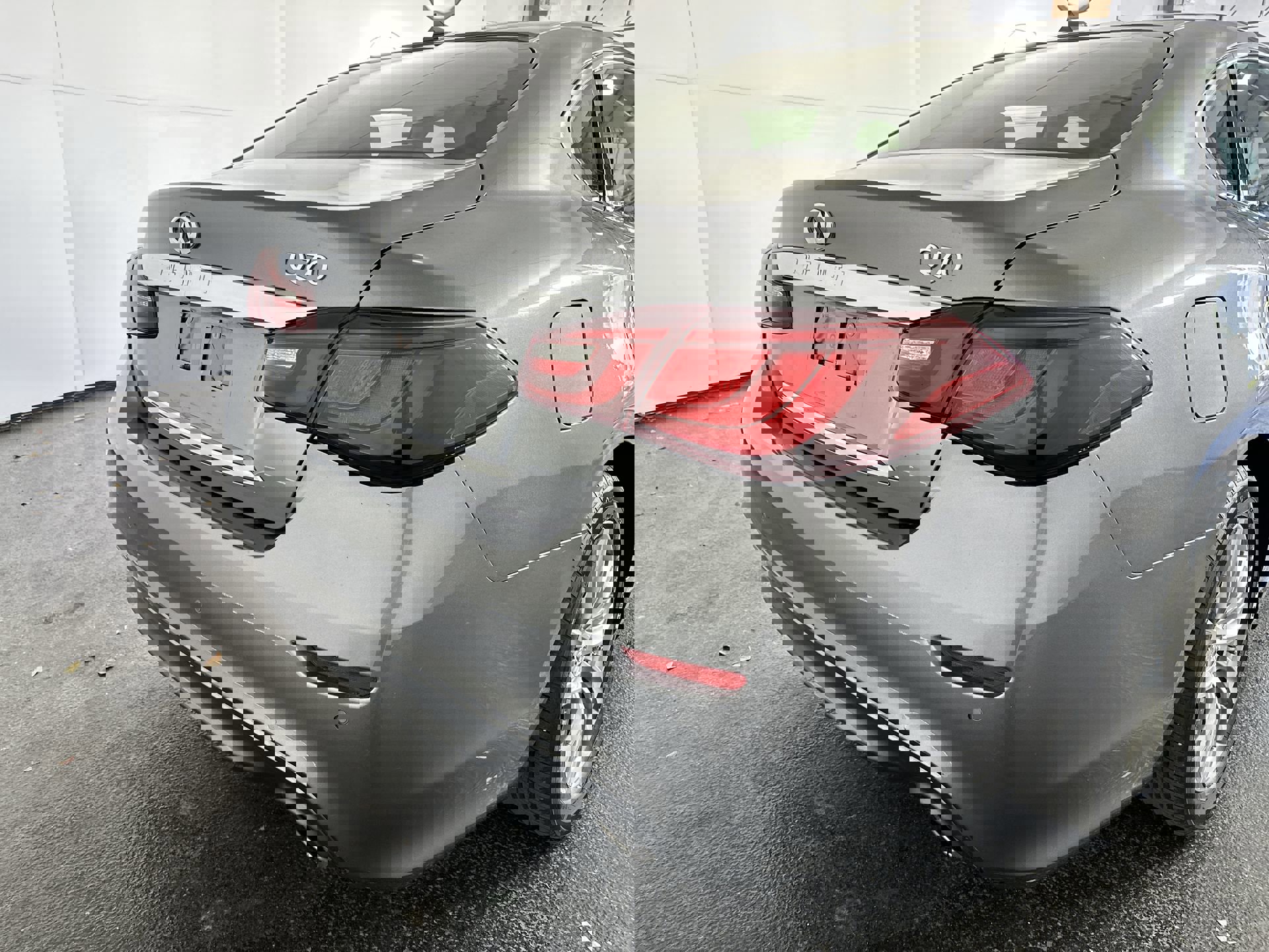 Used 2019 INFINITI Q70 Luxe w/ Proactive Package image 30