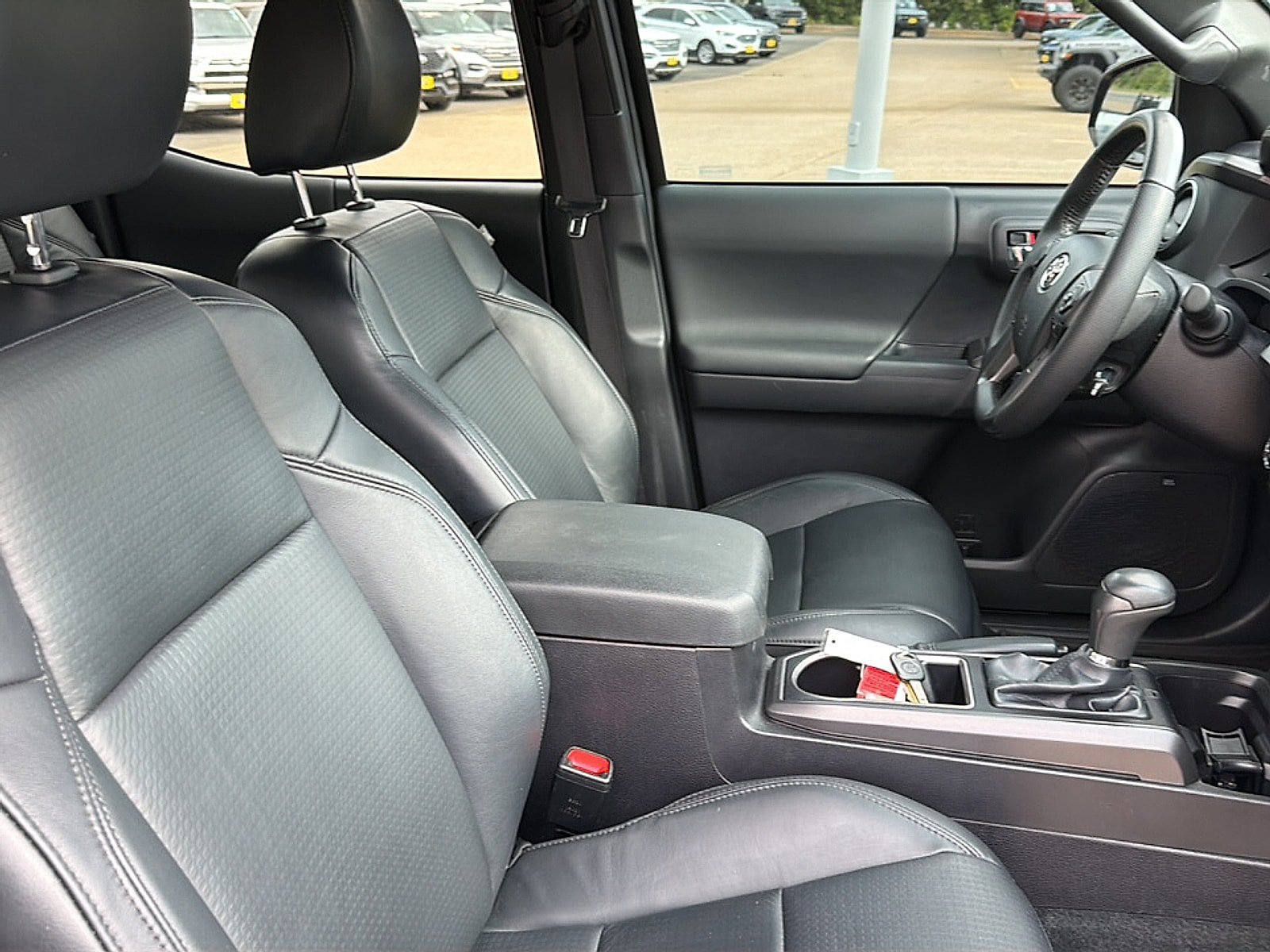 Used 2023 Toyota Tacoma TRD Sport w/ TRD Premium Sport Package AWD/4WD image 16