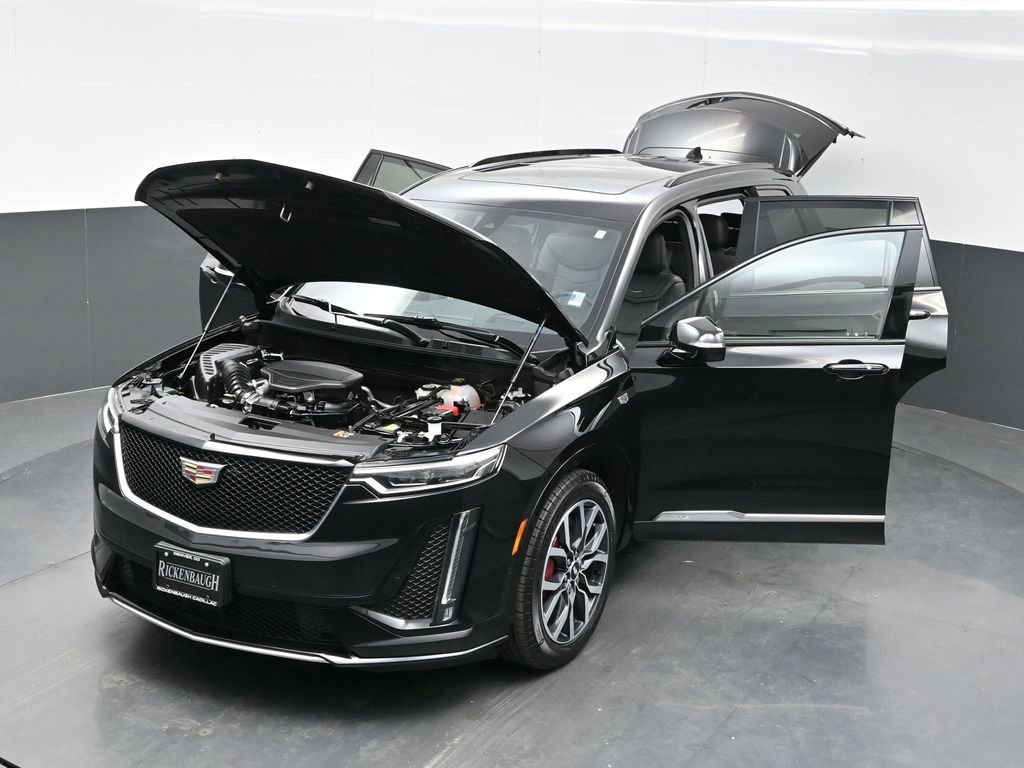 Certified 2025 Cadillac XT6 Sport w/ Platinum Package AWD/4WD image 38