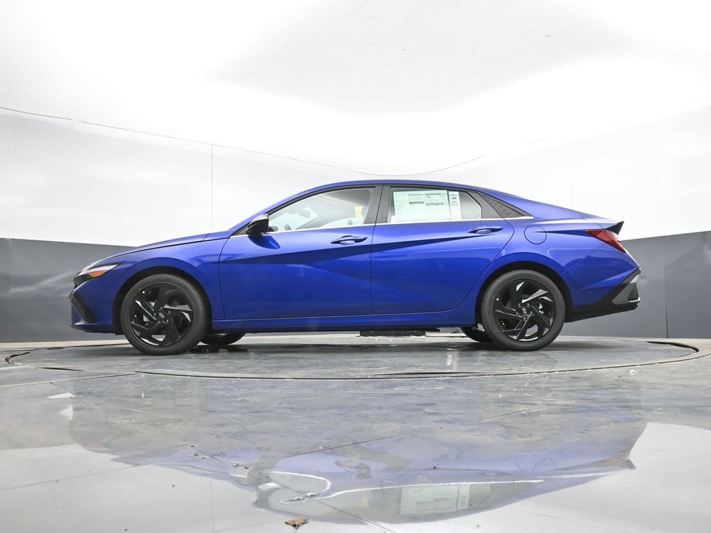 New 2026 Hyundai Elantra SEL Sport image 11