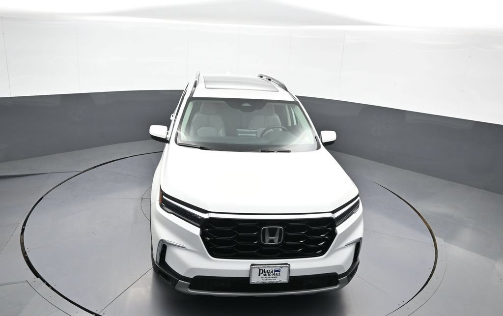 Certified 2024 Honda Pilot Touring image 39