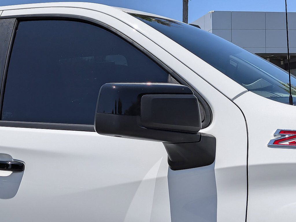 Certified 2025 Chevrolet Silverado 1500 LT Trail Boss w/ Convenience Package II AWD/4WD image 29