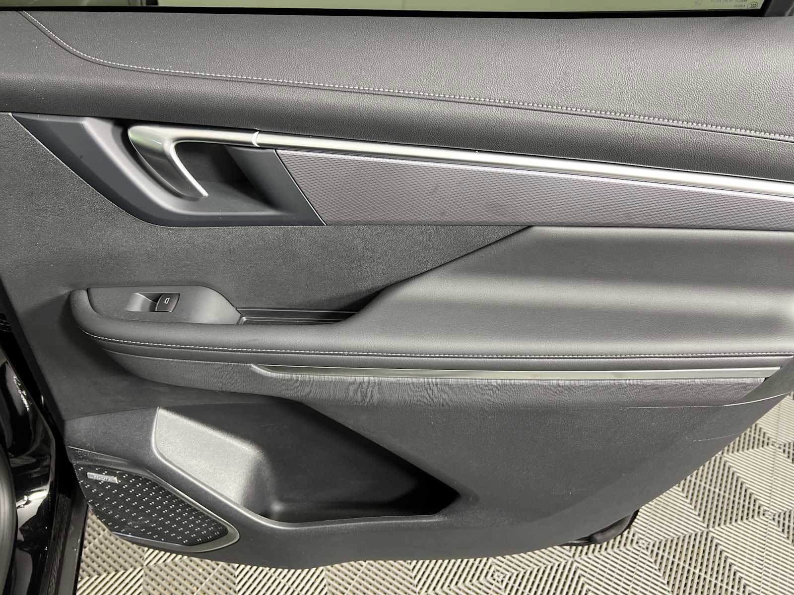 New 2026 Buick Enclave Sport Touring w/ Power Package image 19