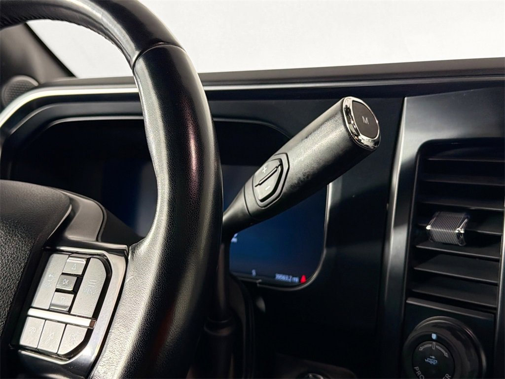 Used 2023 Ford F350 Platinum image 17