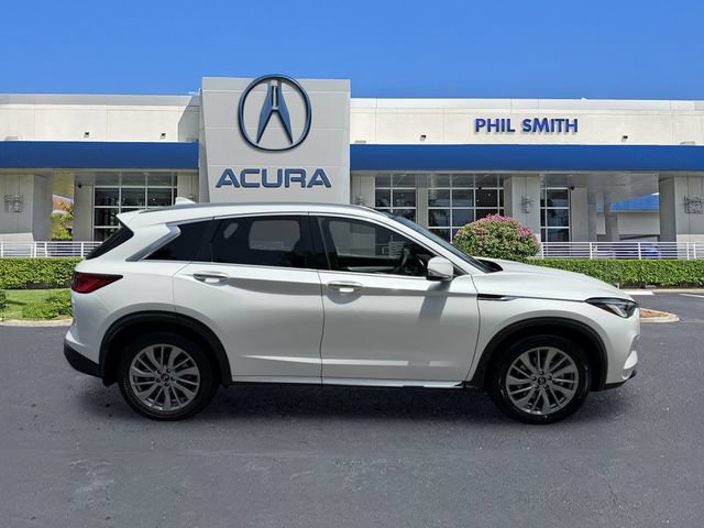 Used 2024 INFINITI QX50 Luxe FWD image 4