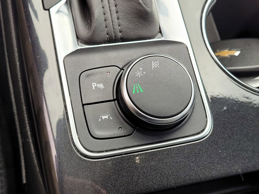 Used 2022 Chevrolet Blazer Premier w/ Enhanced Convenience Package FWD image 19