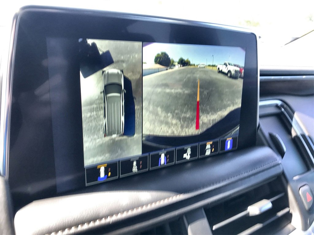 Used 2023 Chevrolet Tahoe High Country w/ Premium Package image 17