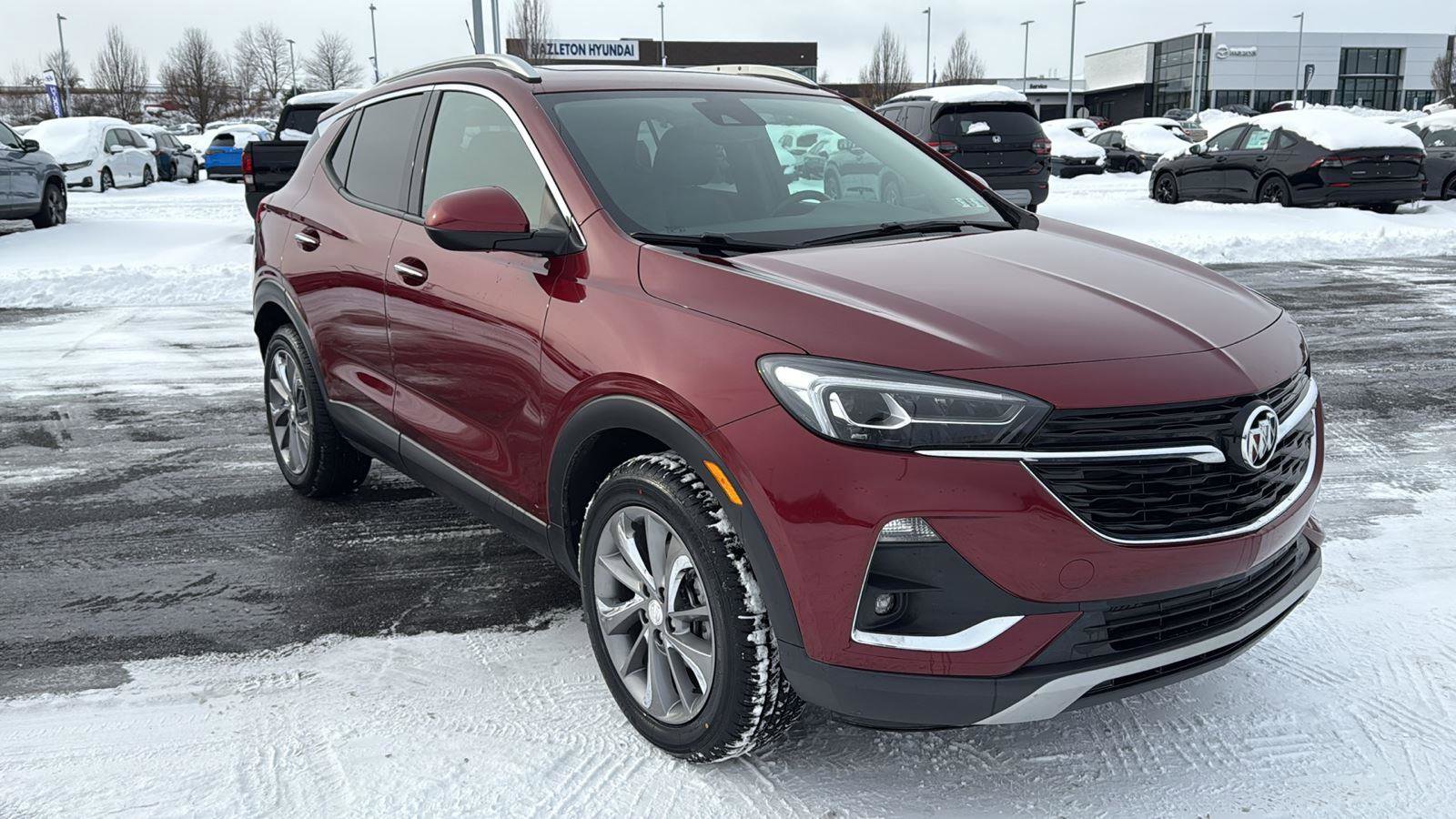 Used 2022 Buick Encore GX Essence w/ Experience Buick Package image 1