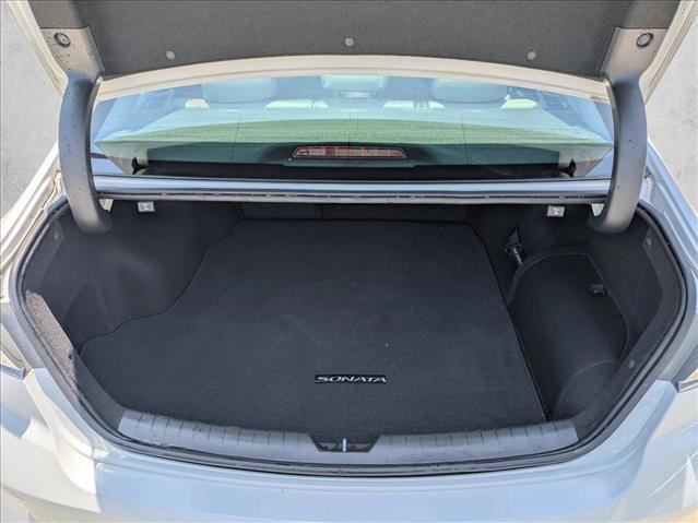 Used 2018 Hyundai Sonata Limited FWD image 6