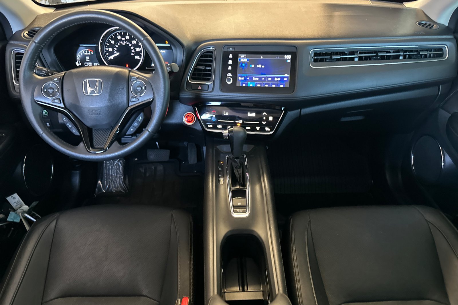 Used 2021 Honda HR-V Touring image 13