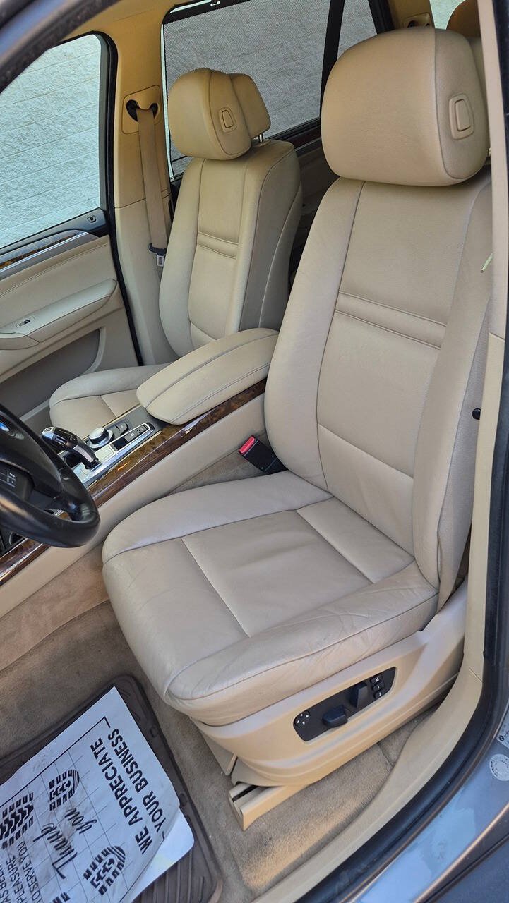 Used 2009 BMW X5 xDrive30i w/ Premium Pkg AWD/4WD image 30