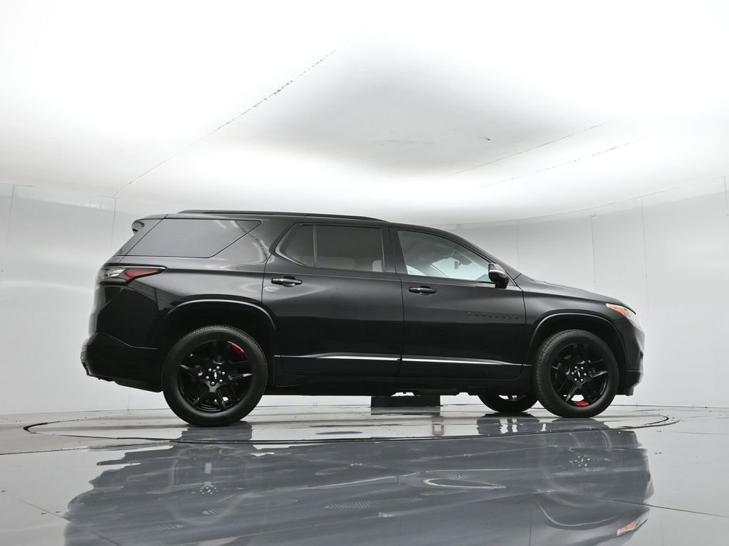 Used 2020 Chevrolet Traverse Premier w/ Redline Edition image 8