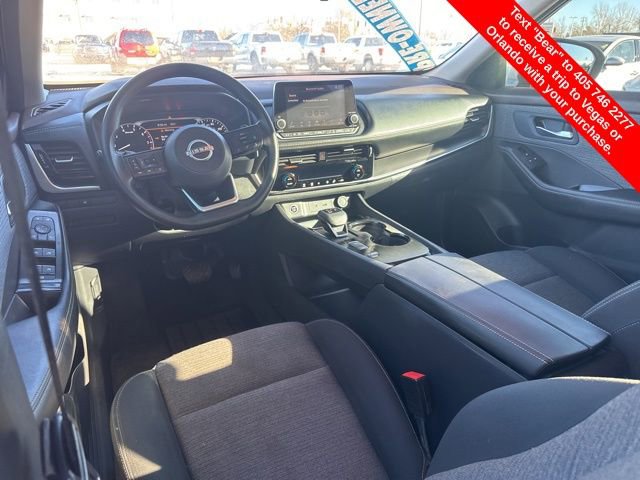 Used 2022 Nissan Rogue SV image 14