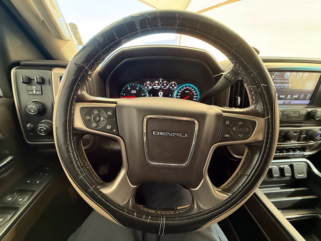 Used 2018 GMC Sierra 3500 Denali w/ Duramax Plus Package AWD/4WD image 10