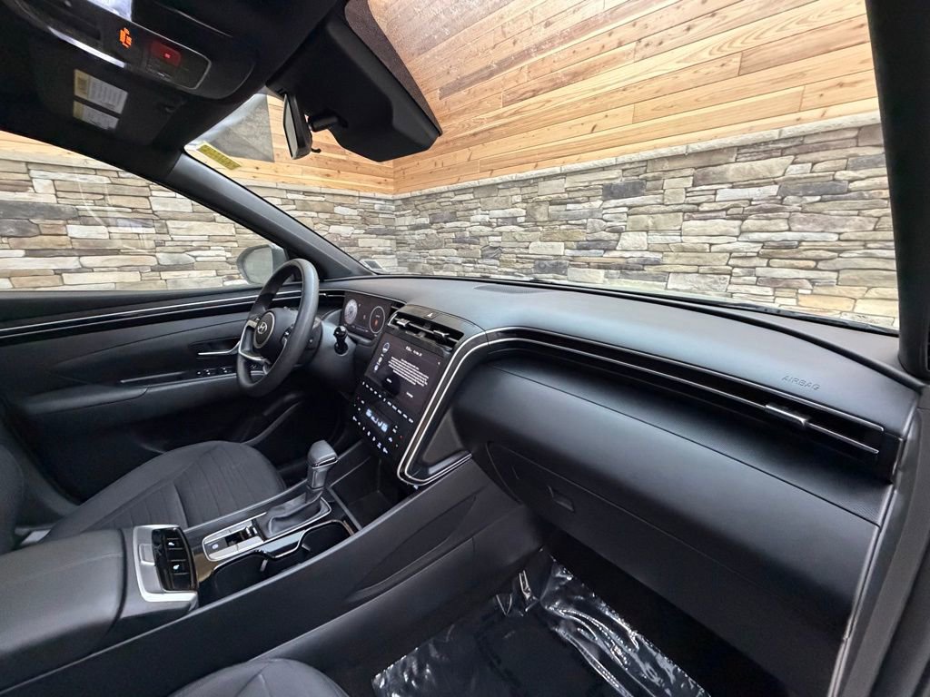 Used 2024 Hyundai Santa Cruz SEL w/ Activity Package image 13