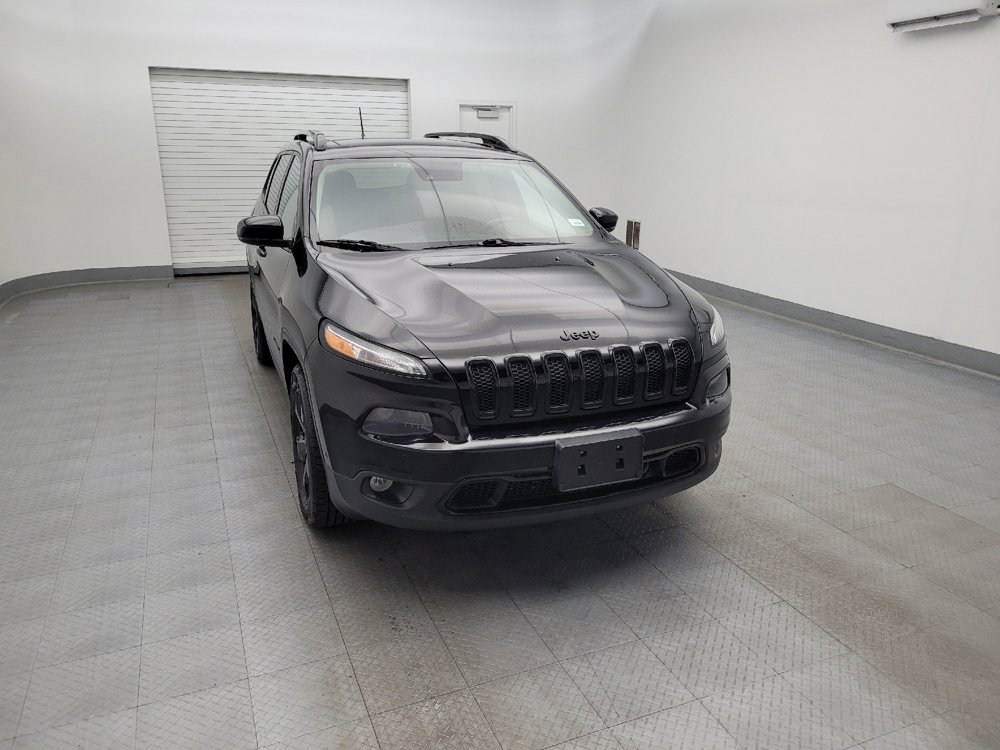 Used 2018 Jeep Cherokee Limited w/ Technology Group image 14