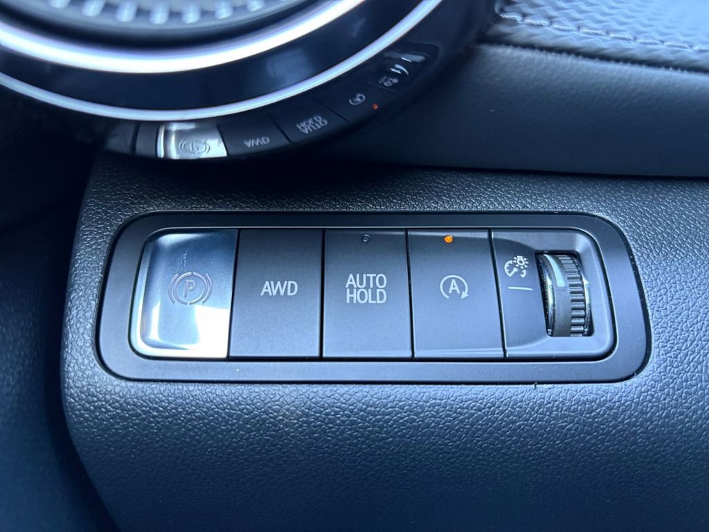 New 2026 Chevrolet Equinox LT w/ Convenience Package II AWD/4WD image 4