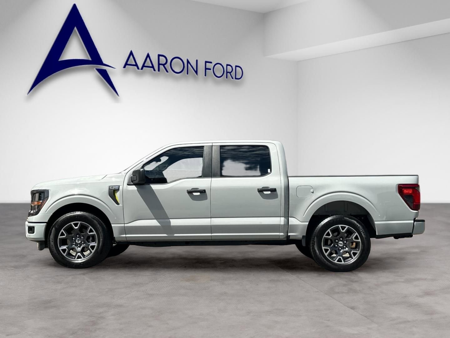 Used 2024 Ford F150 STX image 3