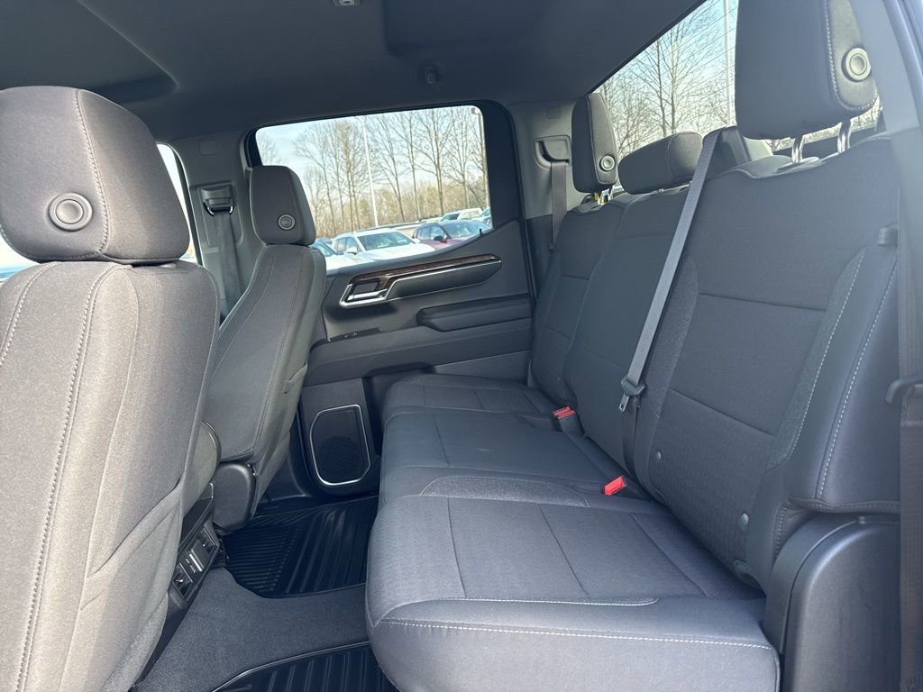 Used 2024 GMC Sierra 1500 SLE w/ X31 Off-Road Package image 13