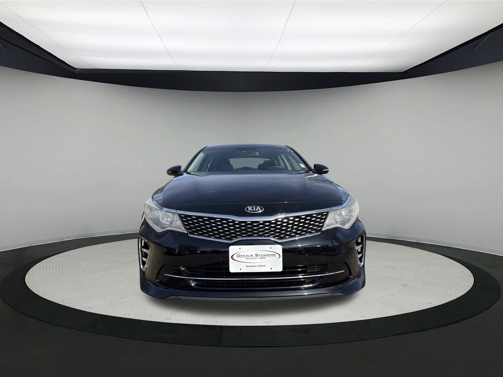 Used 2017 Kia Optima SX image 2