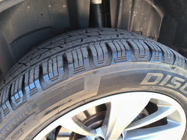 Used 2018 Ford Explorer Limited image 9