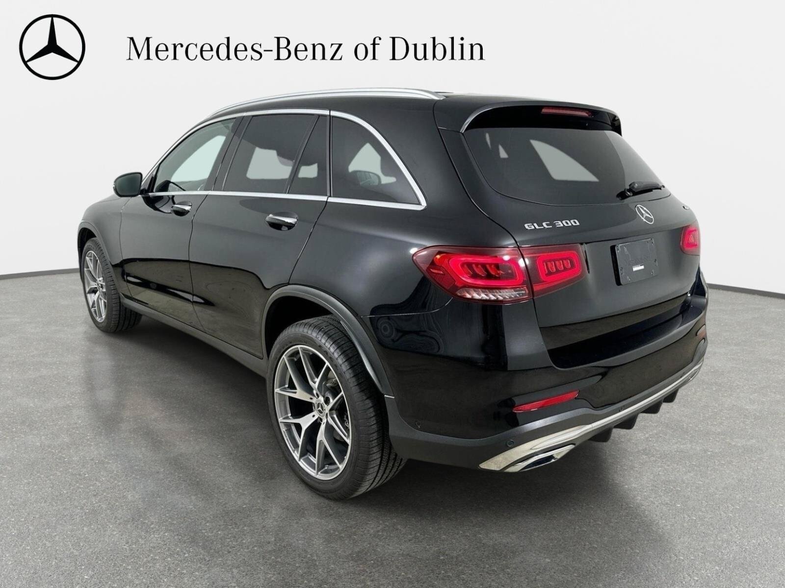 Used 2021 Mercedes-Benz GLC 300 4MATIC image 4