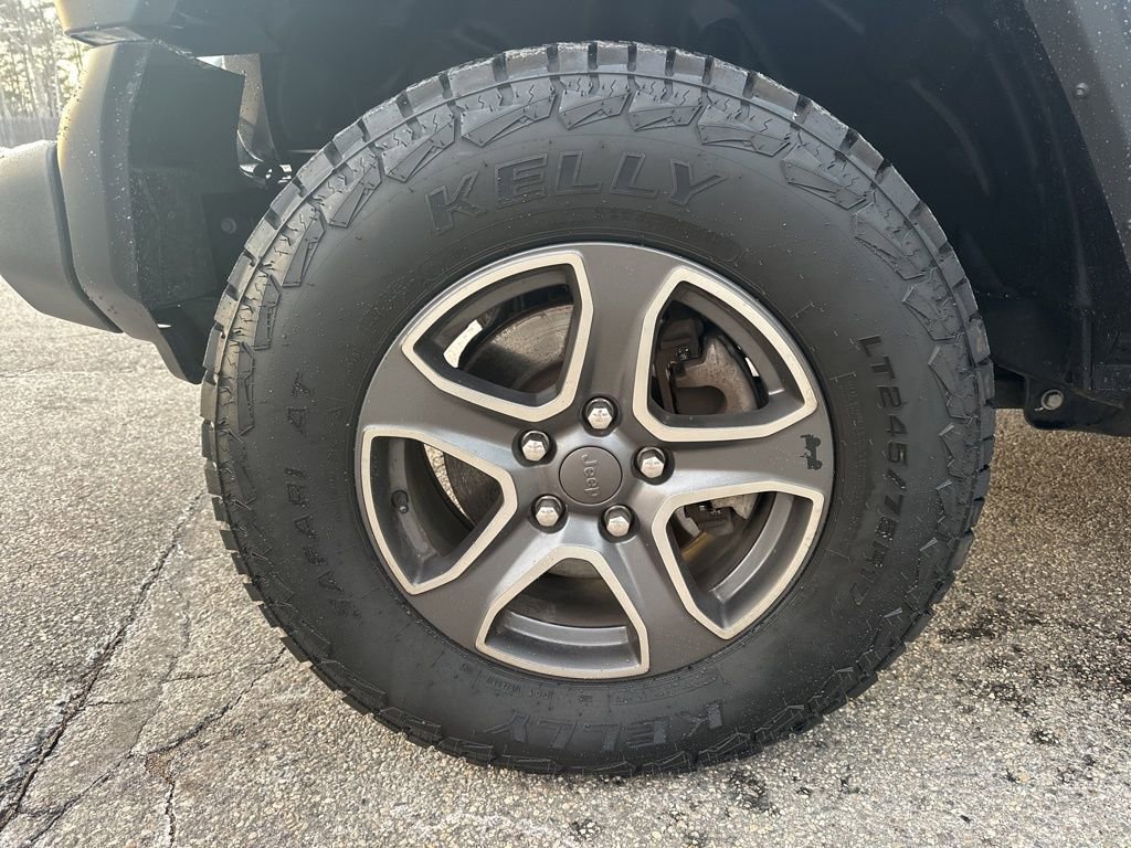 Used 2018 Jeep Wrangler Sport image 30