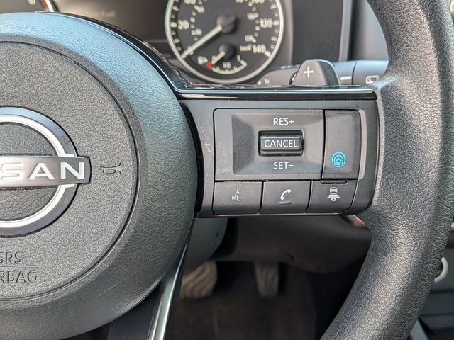 Used 2023 Nissan Rogue SV image 20