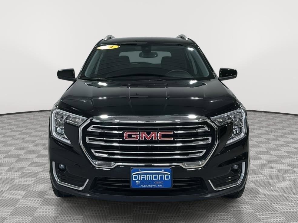 Used 2024 GMC Terrain SLT image 8