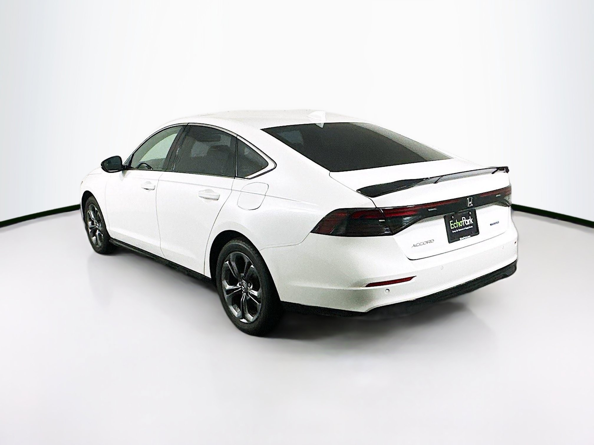 Used 2024 Honda Accord EX-L image 5
