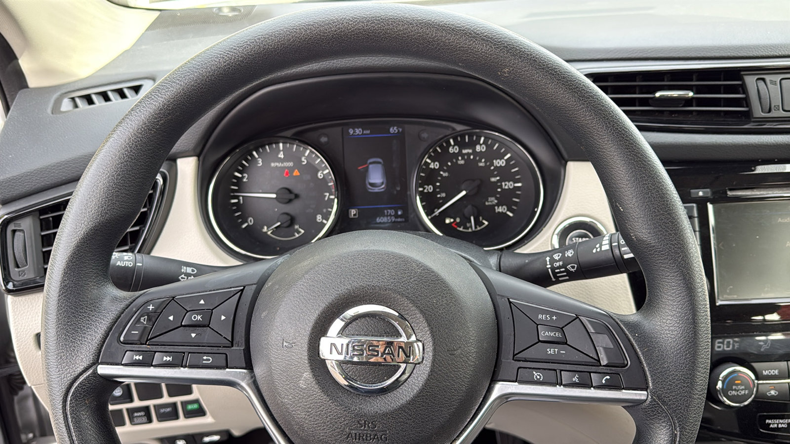 Used 2020 Nissan Rogue Sport SV AWD/4WD image 9