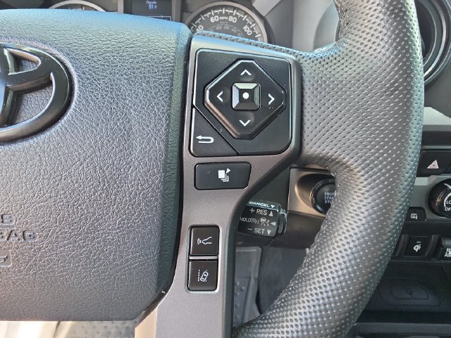 Used 2020 Toyota Tacoma TRD Sport AWD/4WD image 24
