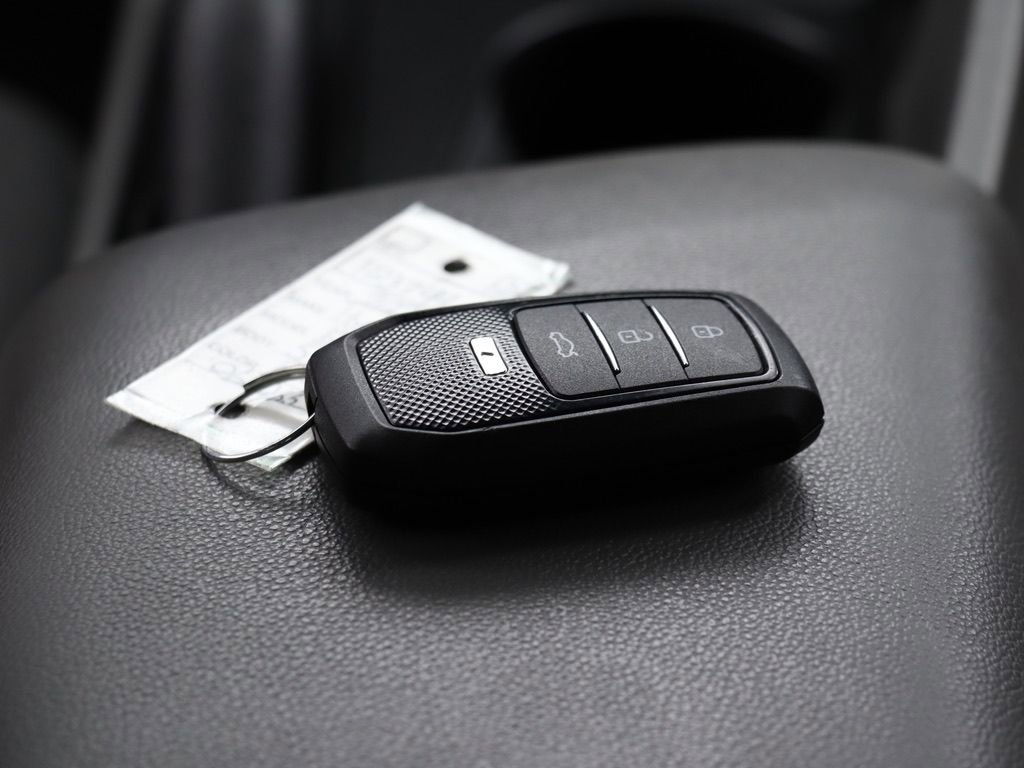 Used 2022 Hyundai Elantra SEL w/ Preferred Accessory Package image 19