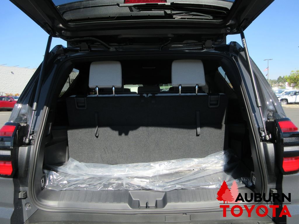 New 2026 Toyota 4Runner SR5 image 7