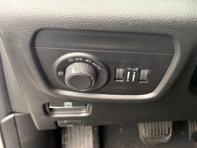 New 2026 Jeep Grand Cherokee Altitude AWD/4WD image 26