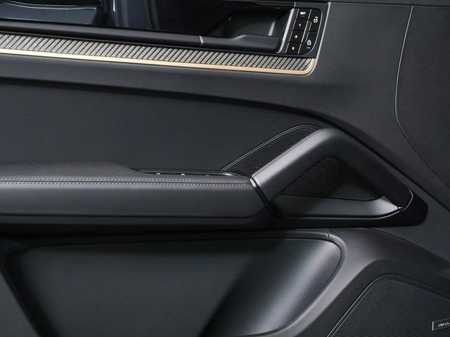 Certified 2024 Porsche Cayenne Turbo GT AWD/4WD image 6