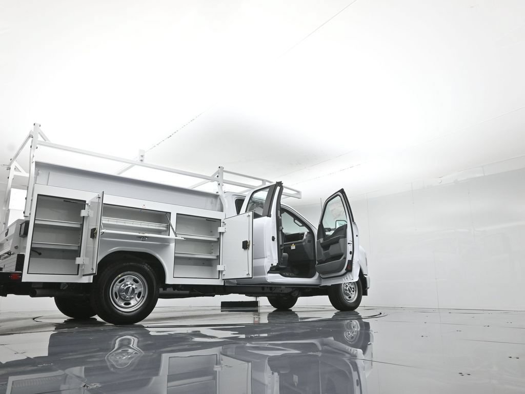 New 2026 Ford F250 XL w/ XL Chrome Package RWD image 52