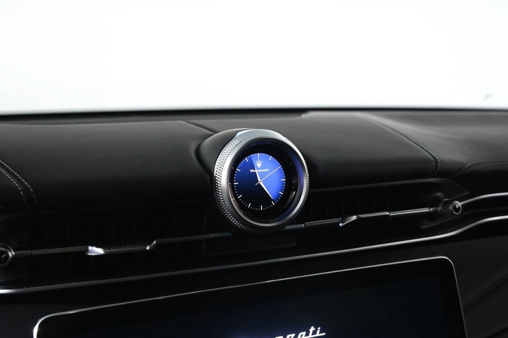 Used 2025 Maserati Grecale GT AWD/4WD image 19