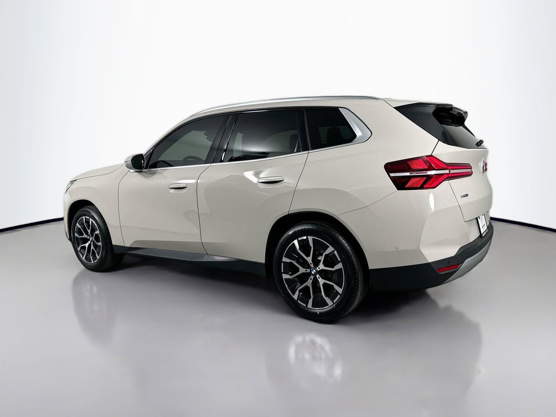 Used 2026 BMW X3 xDrive30 w/ Convenience Package image 8