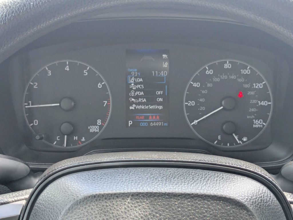 Used 2024 Toyota Corolla LE FWD image 29