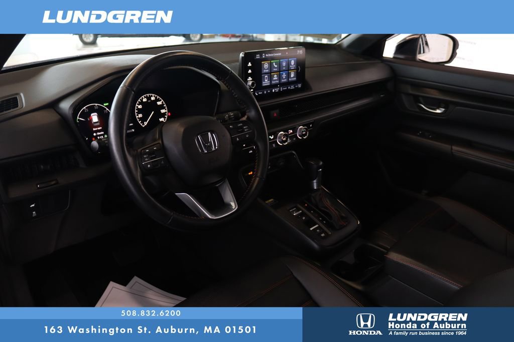 Used 2025 Honda CR-V Sport-L image 8