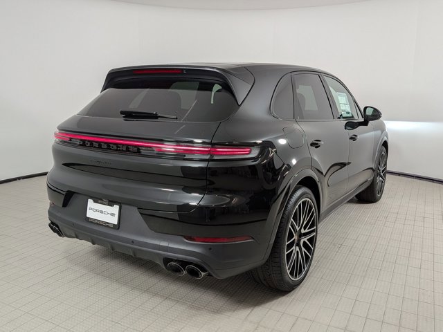 New 2026 Porsche Cayenne image 9